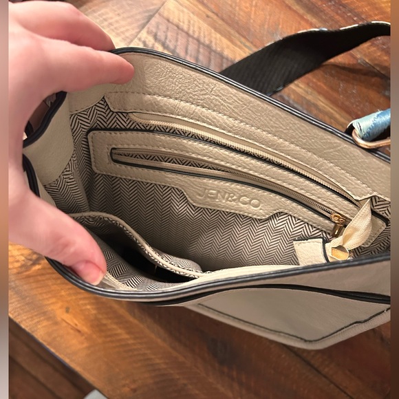 Cream Shoulder Bag & Strap - Picture 4 of 7